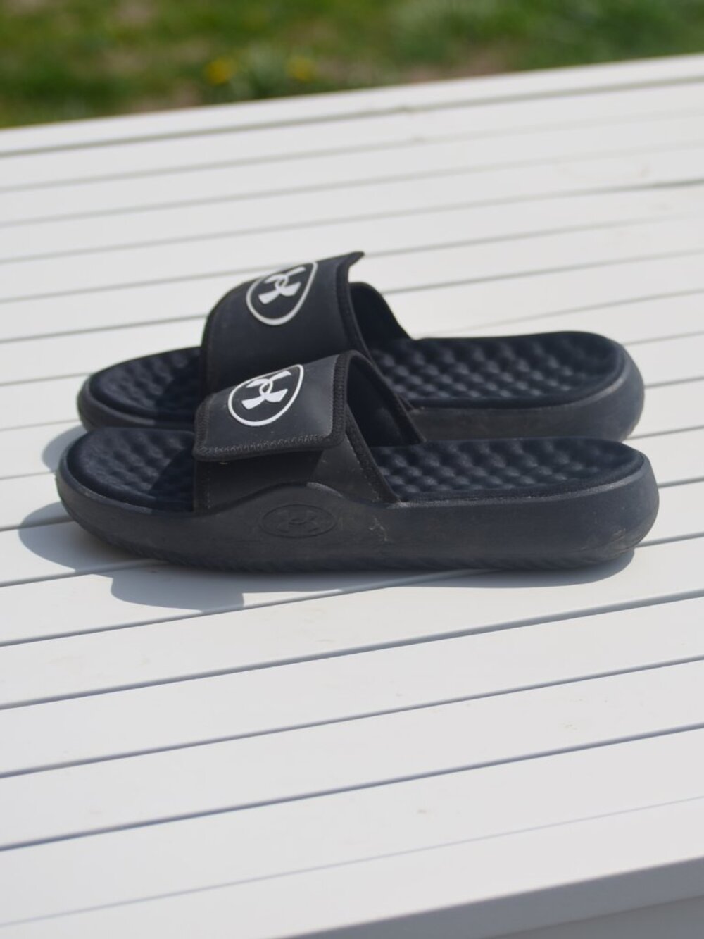 Under Armour Slides - Picture 2 of 5